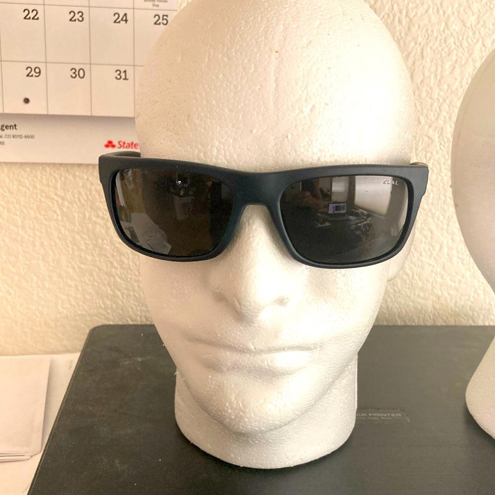 ZEAL “essential” unisex wrap sunglasses. Polarized rubber texture